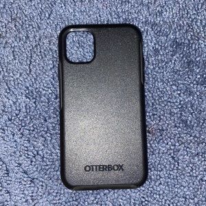 Otter box IPhone 11 case